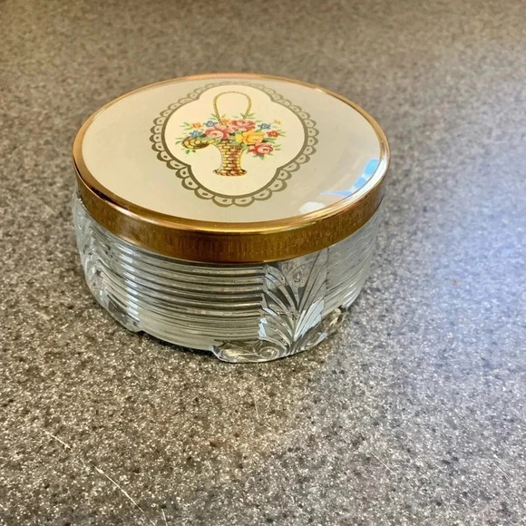 Vintage Gold Tone 5 Piece Vanity Set Complete Never Used - Picture 10 of 11